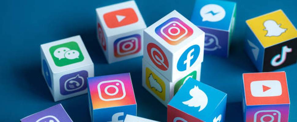 Social Media's Hottest Trends for 2022